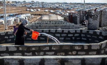 Foundations for WASH facilities in Khanke, Iraq. Source: ATHANASIASIS/OCHA (2016).